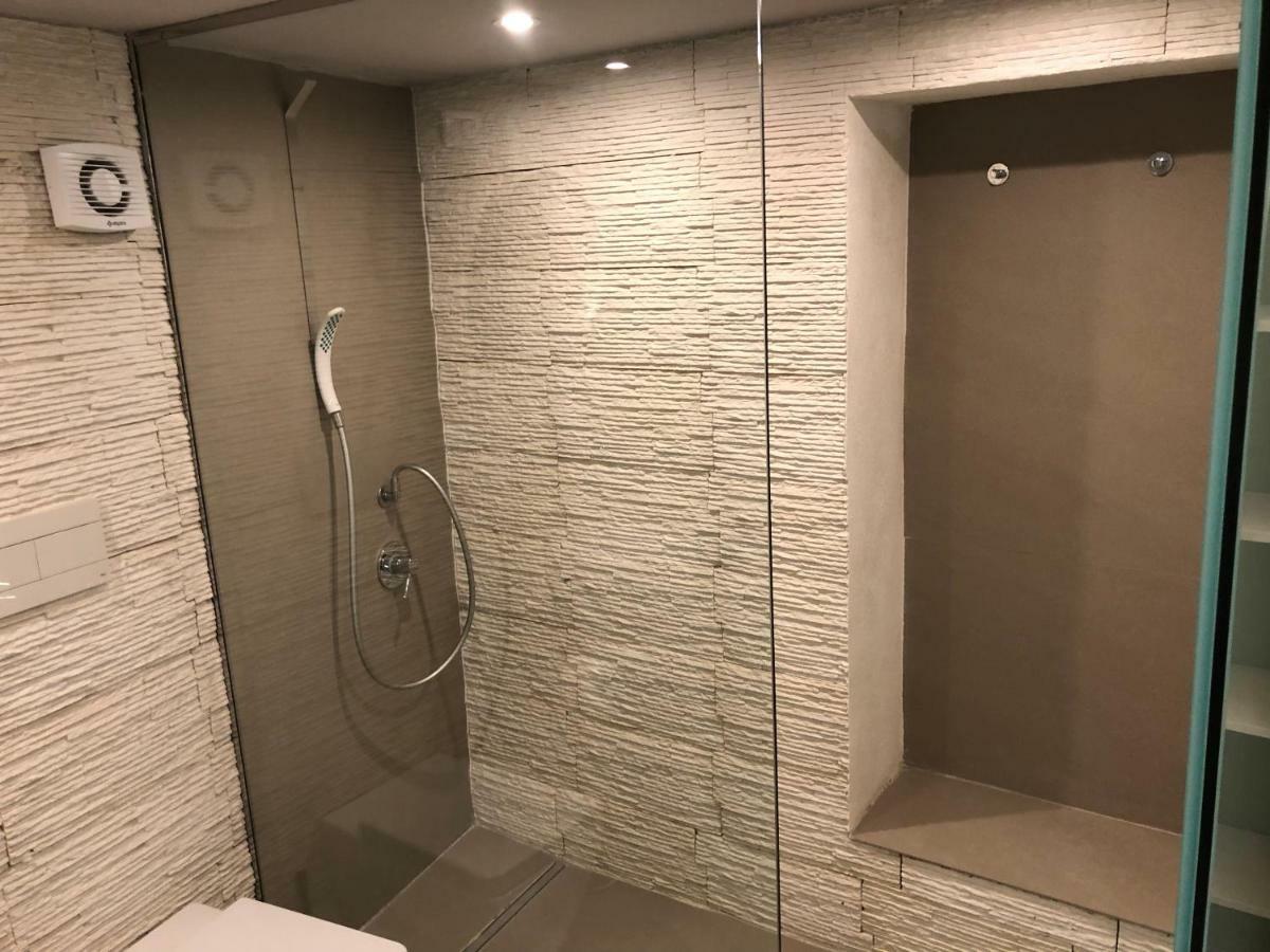 شقة Hrdo House سيراكوزا المظهر الخارجي الصورة